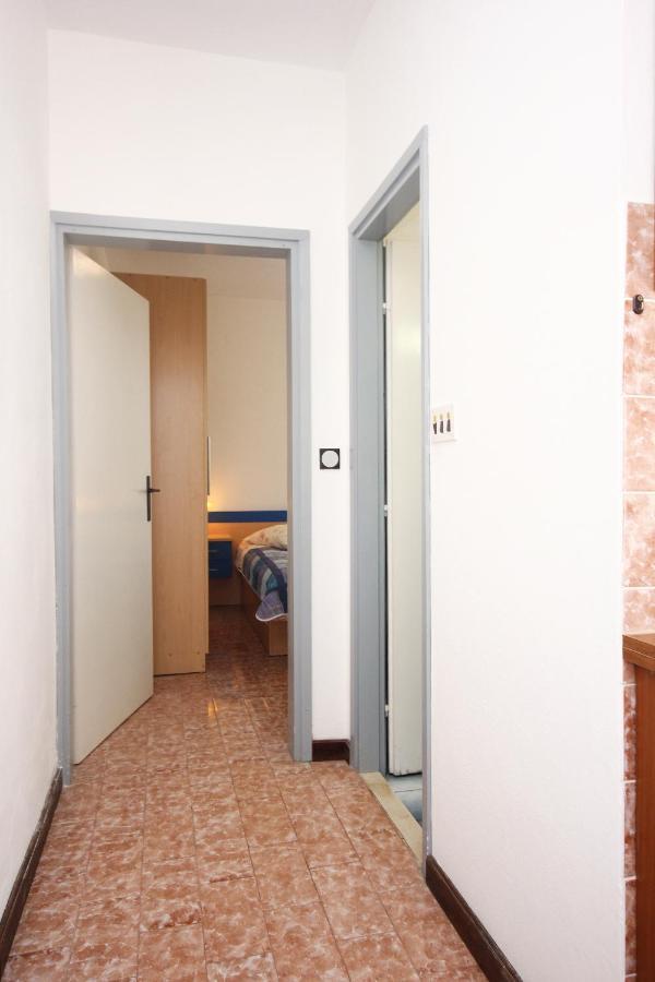 Apartment Lumbarda 4440A Exterior photo